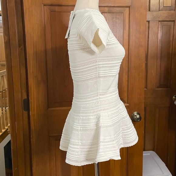 Gracia White Short Sleeve Top NWT - Picture 4 of 11